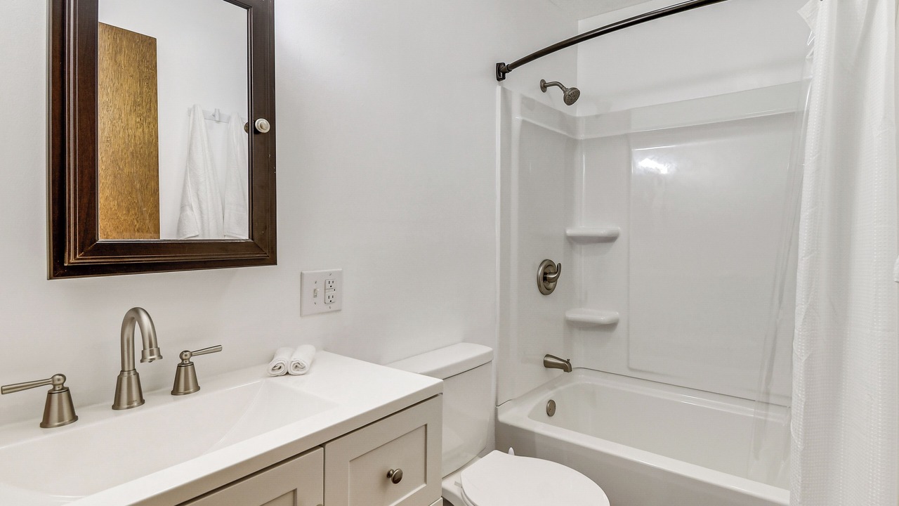 Photo of Bathroom in Ashland