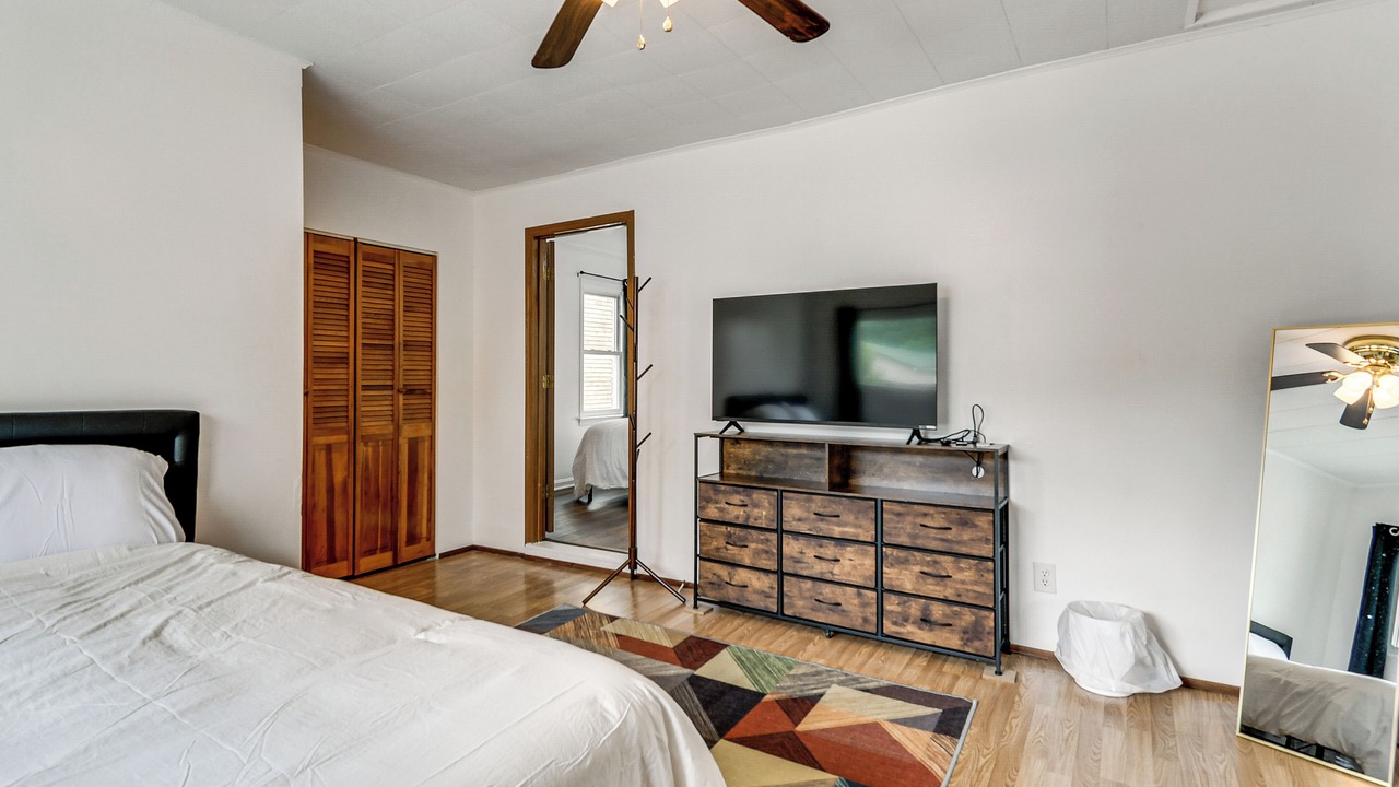 Photo of Bedroom in Ashland