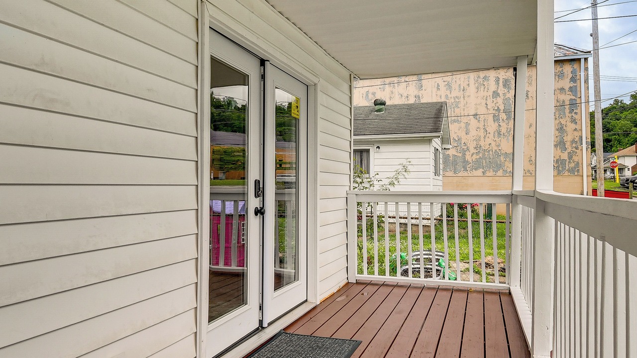 Photo of Outdoor in Ashland