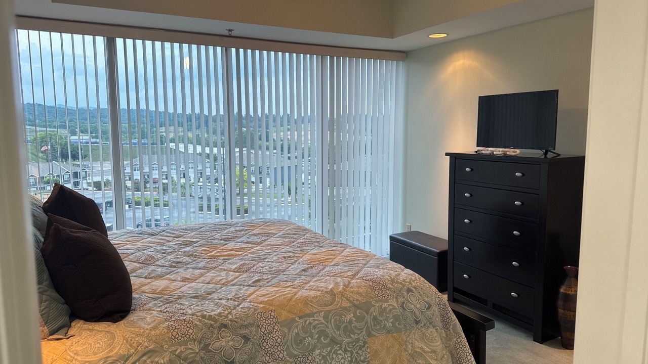 Photo of Bedroom in Bluff City