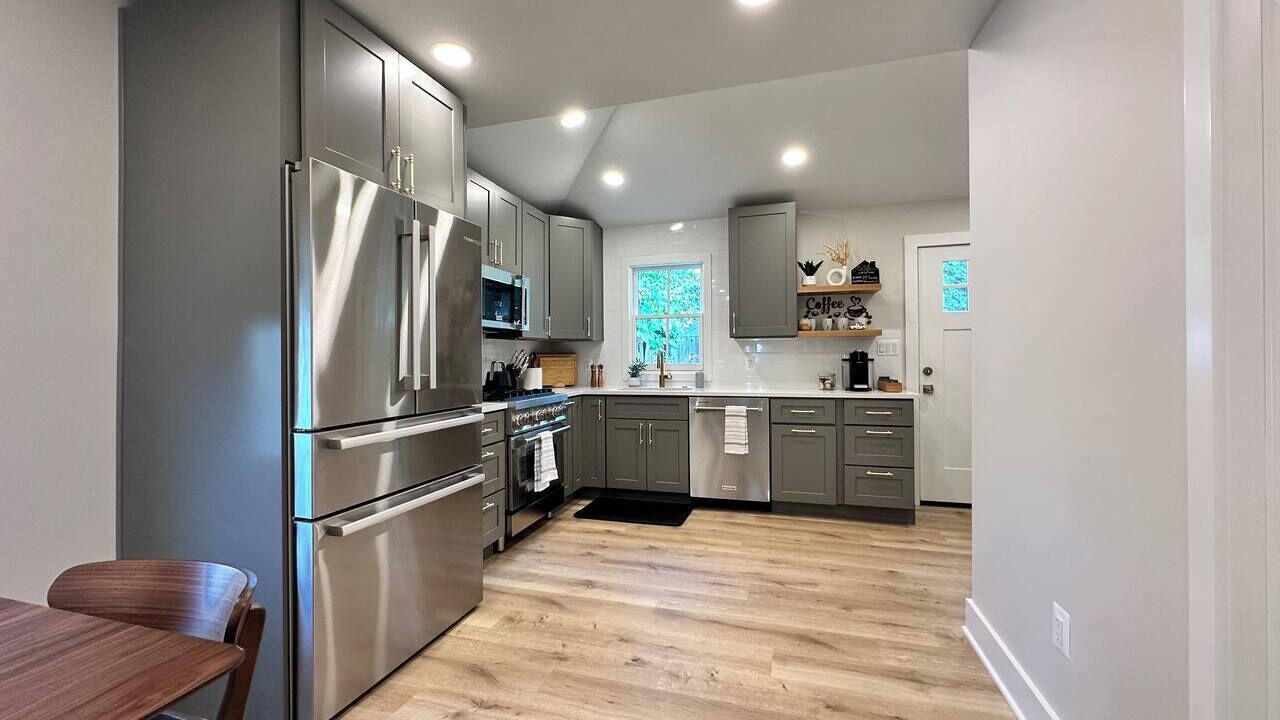 Photo of Kitchen in Leesburg's Old and Historic District