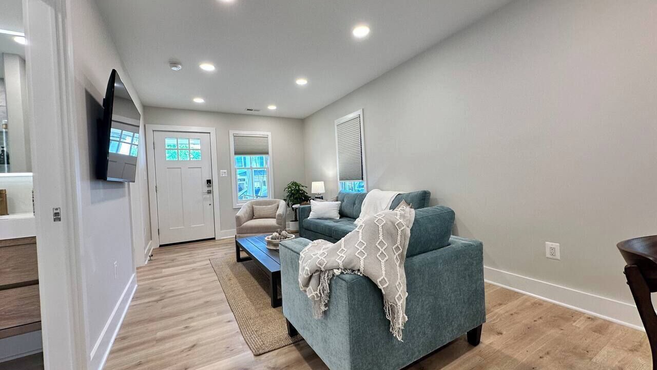 Photo of Livingroom in Leesburg's Old and Historic District