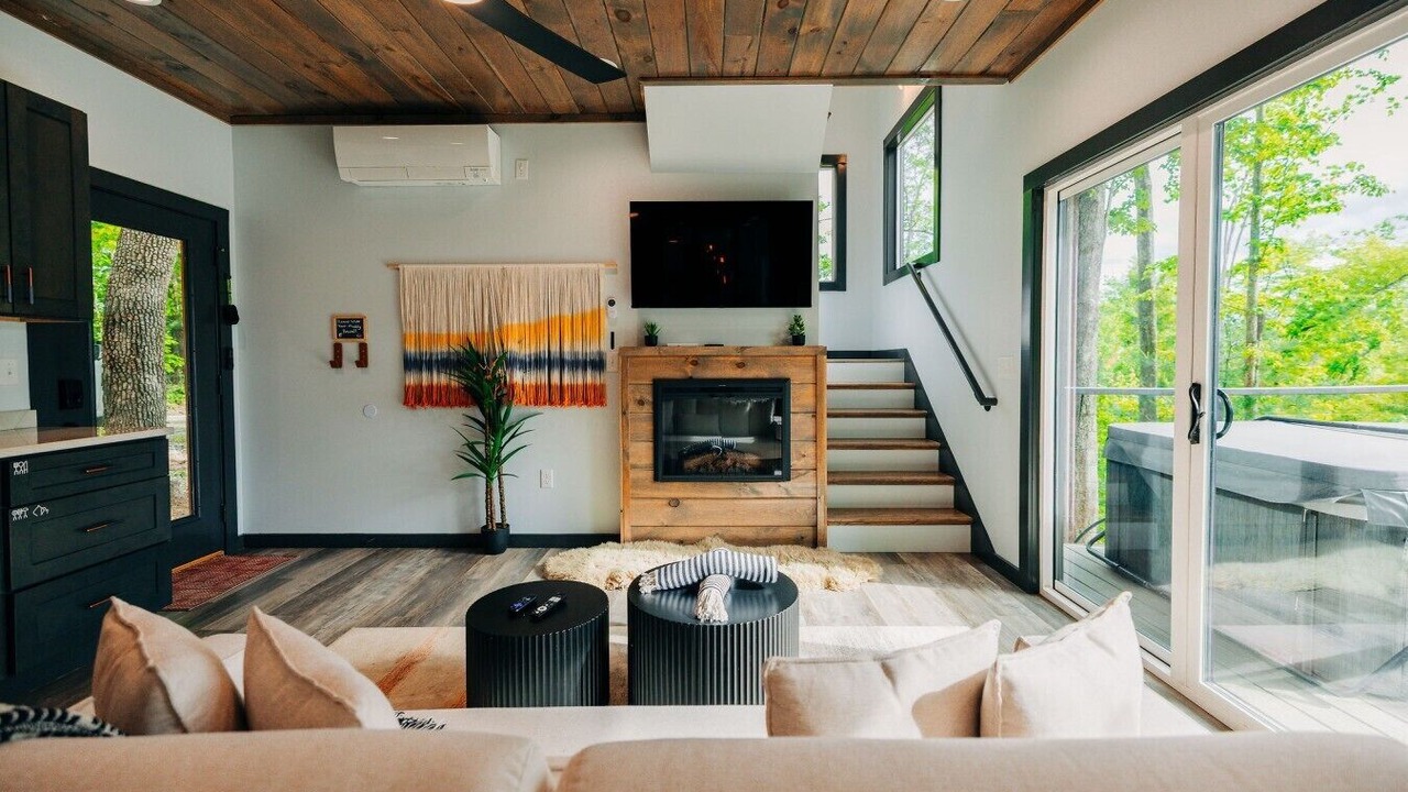 Photo of Livingroom in Campton