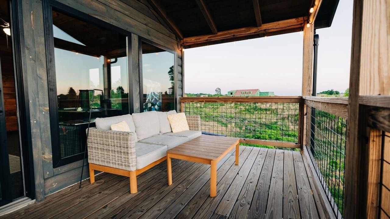 Photo of Patio Balcony in Rogers