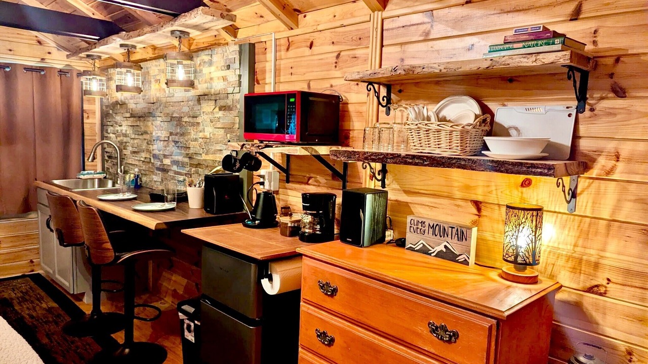 Photo of Kitchen in Laurel Ridge