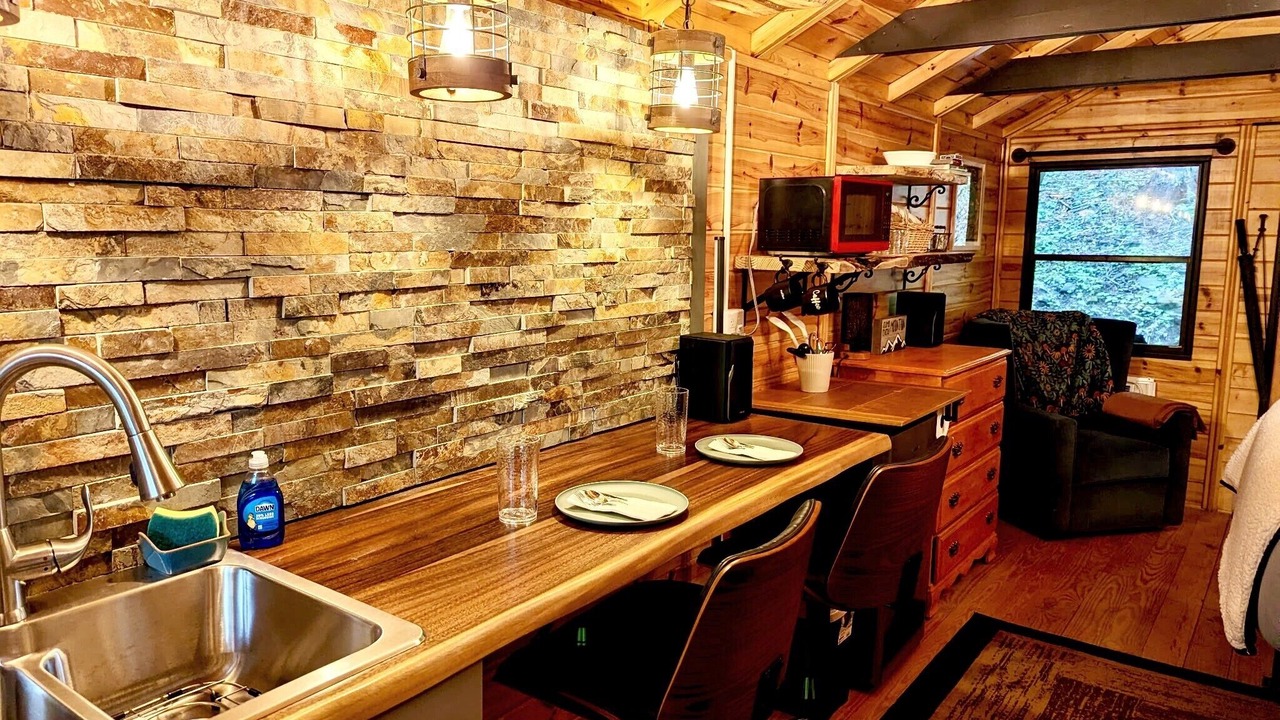 Photo of Kitchen in Laurel Ridge