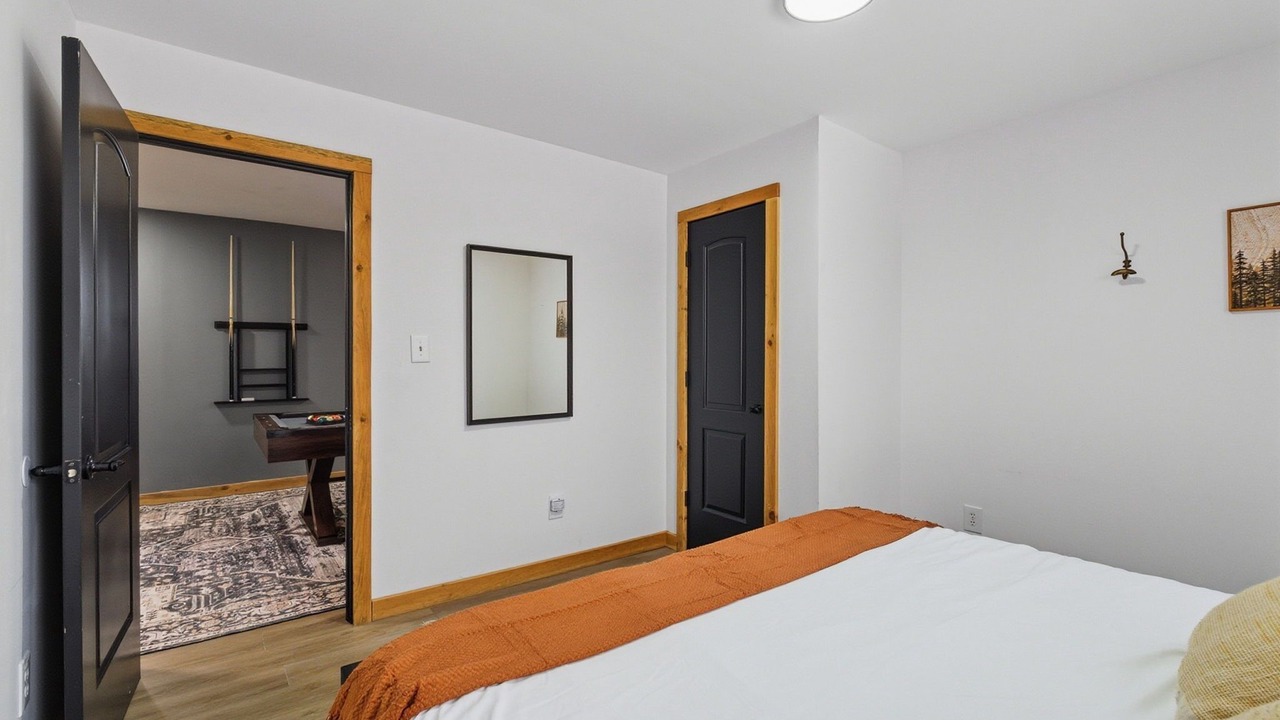 Photo of Bedroom in Rogers