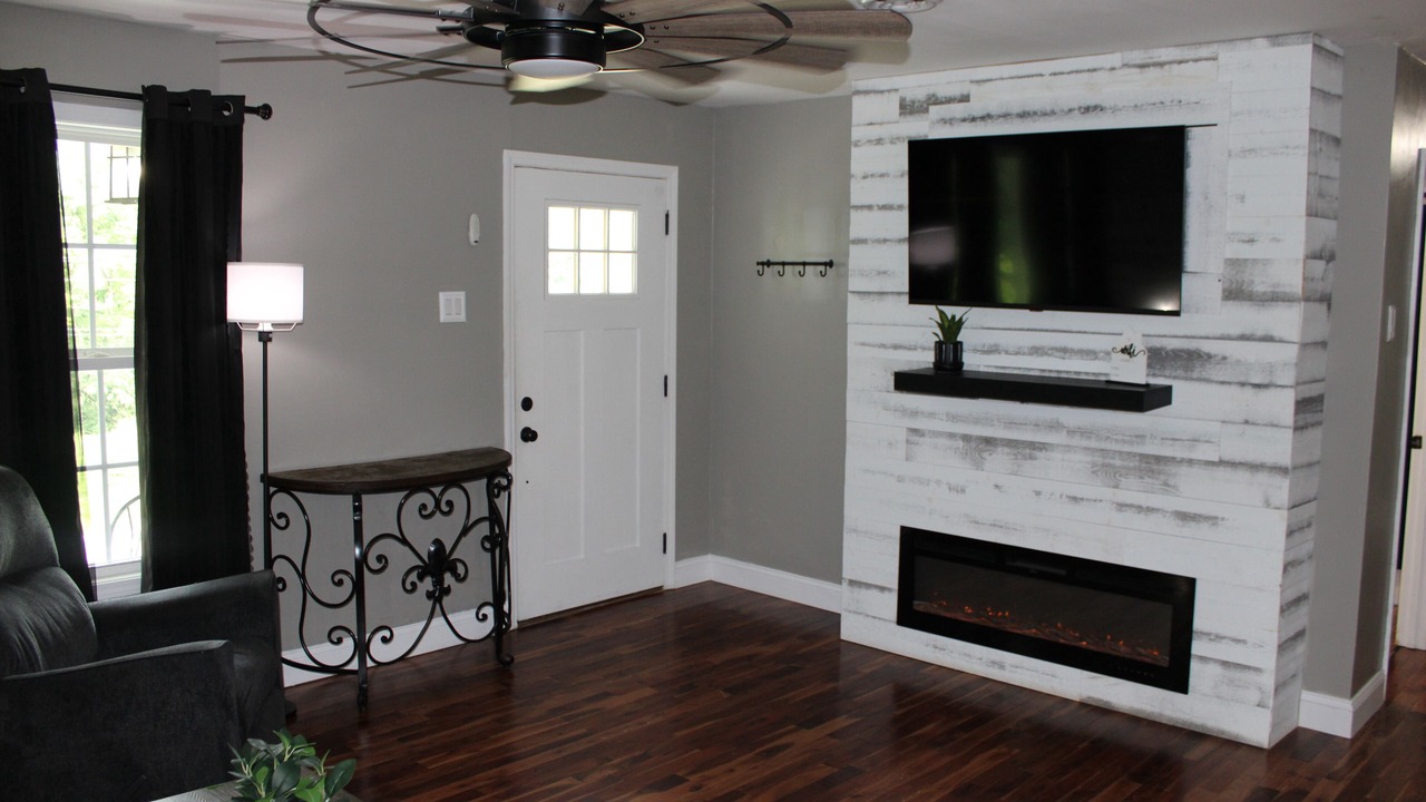 Photo of Livingroom in Waneta