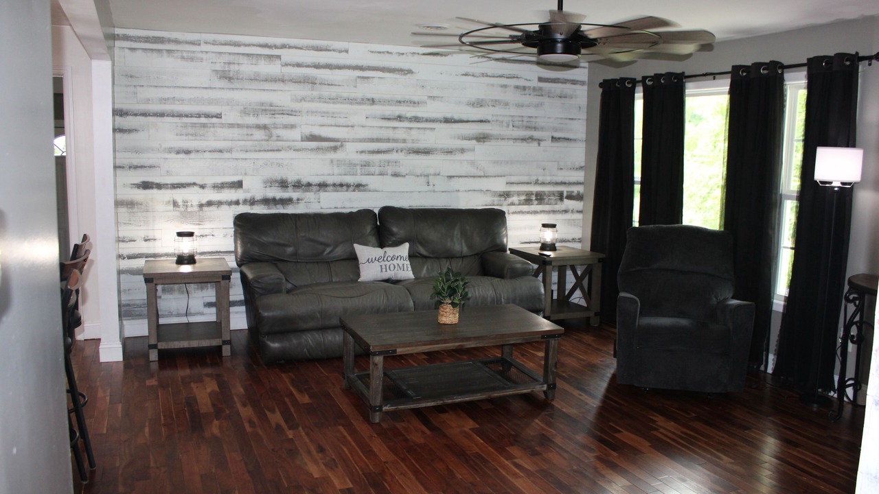 Photo of Livingroom in Waneta