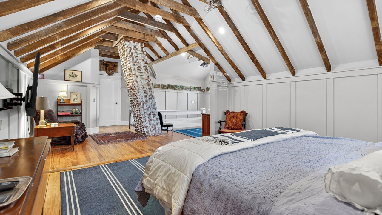 Photo of Bedroom in Marshall