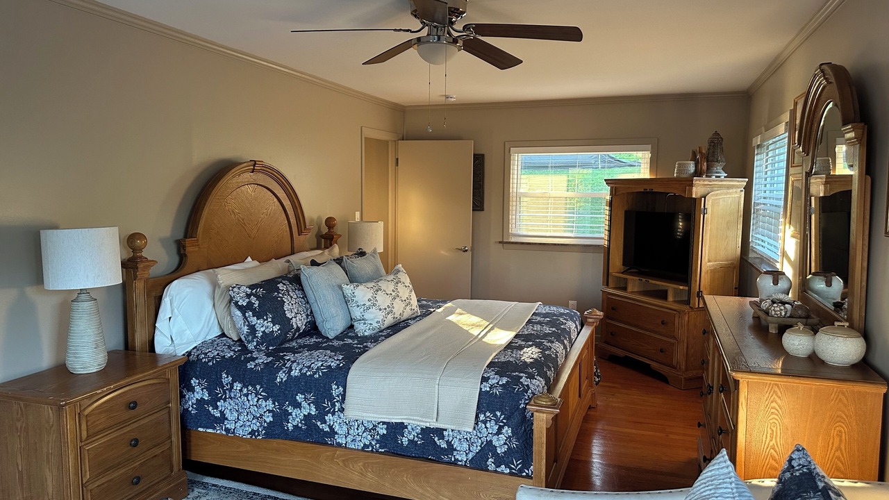 Photo of Bedroom in Rutledge