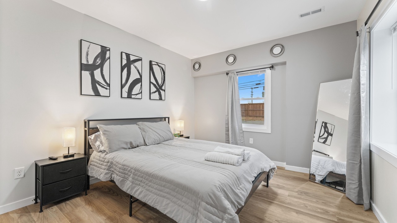 Photo of Bedroom in Centreville