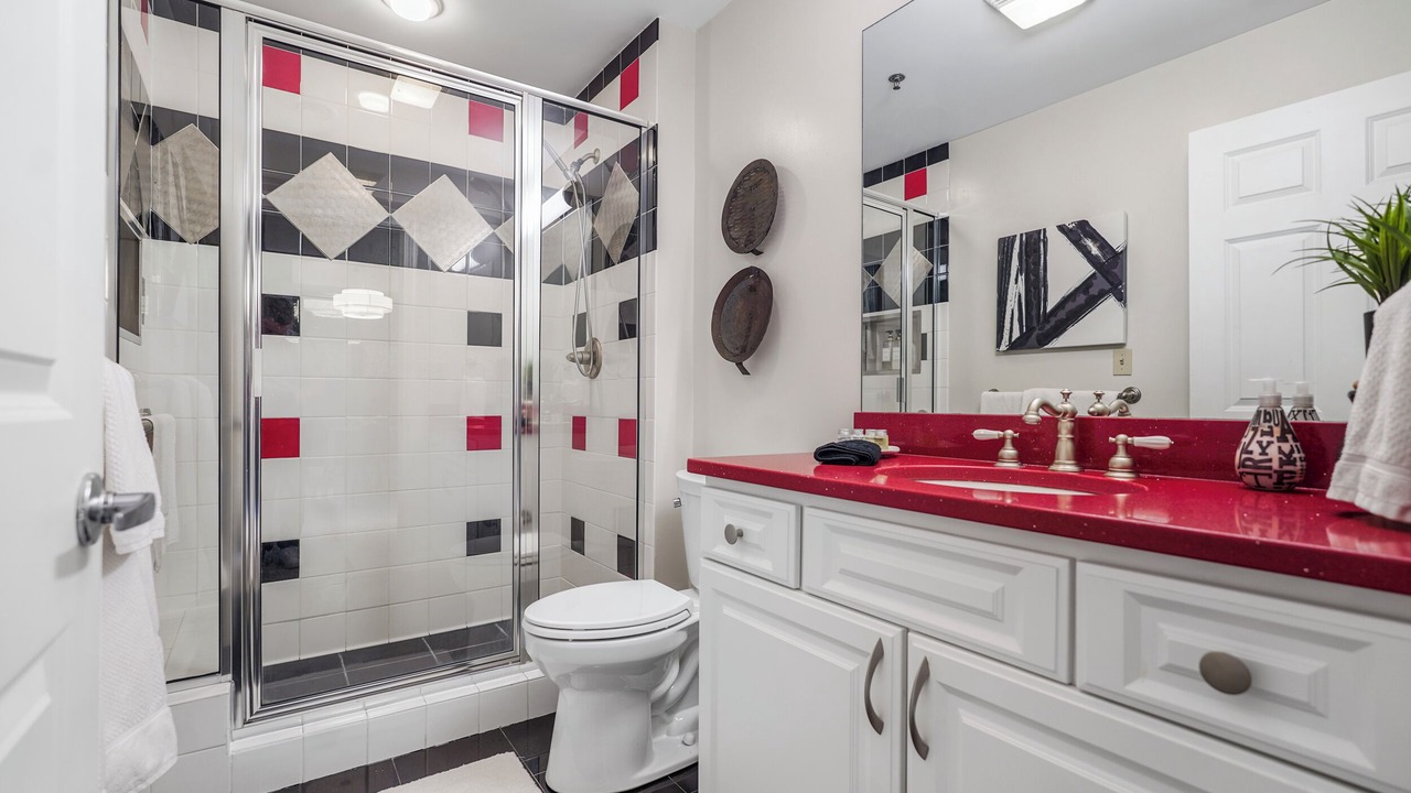 Photo of Bathroom in Bluff City