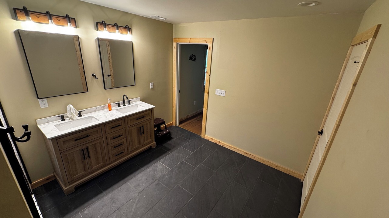 Photo of Bathroom in Marion