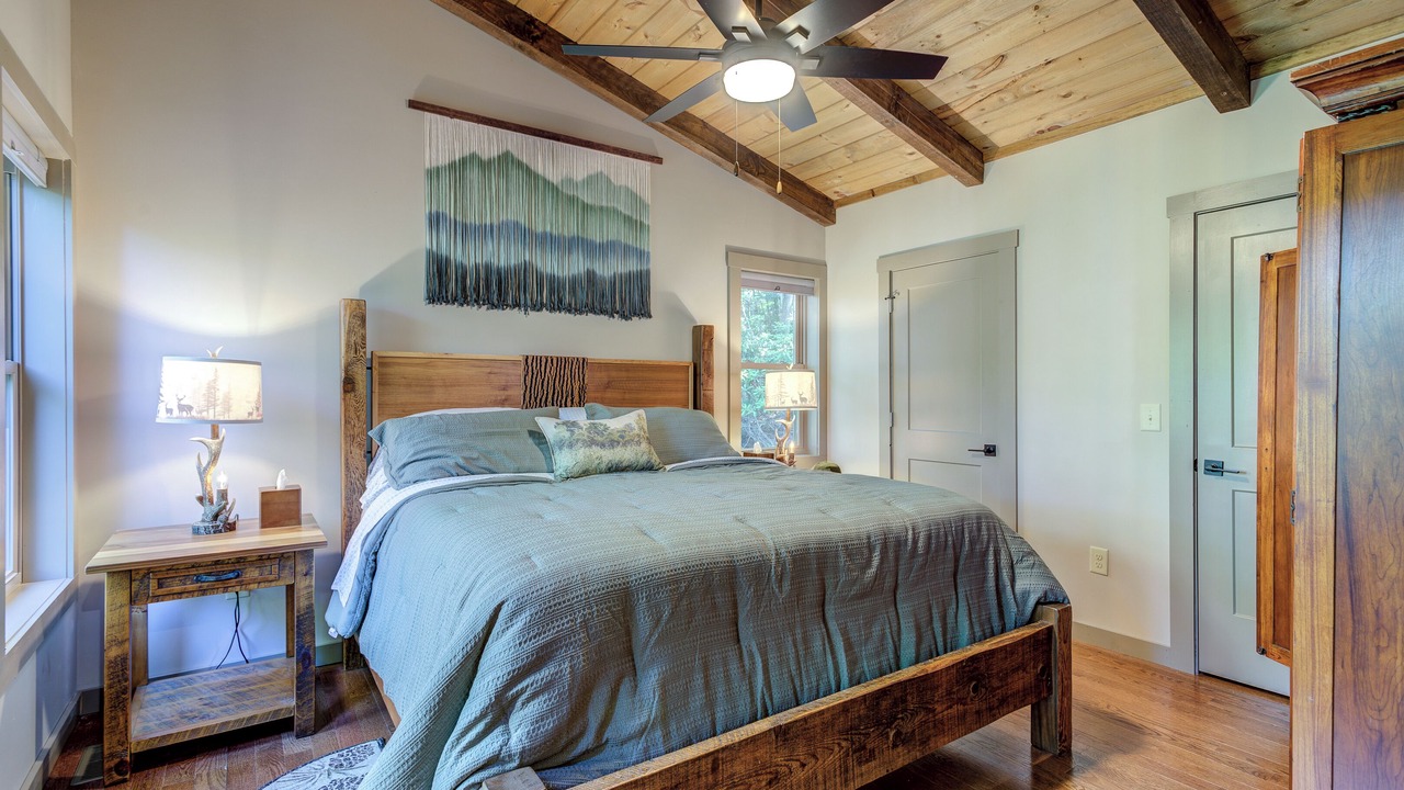 Photo of Bedroom in West Jefferson