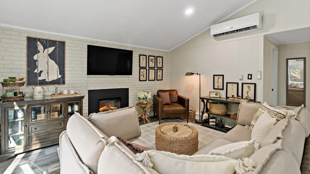 Photo of Livingroom in The Woods