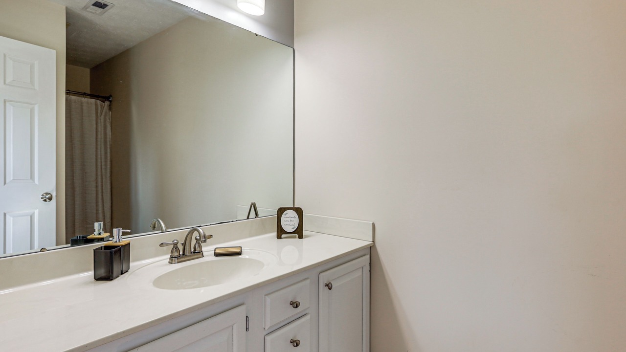 Photo of Bathroom in Corinth