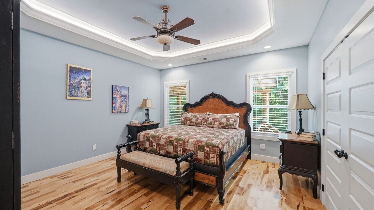 Photo of Bedroom in Kodak