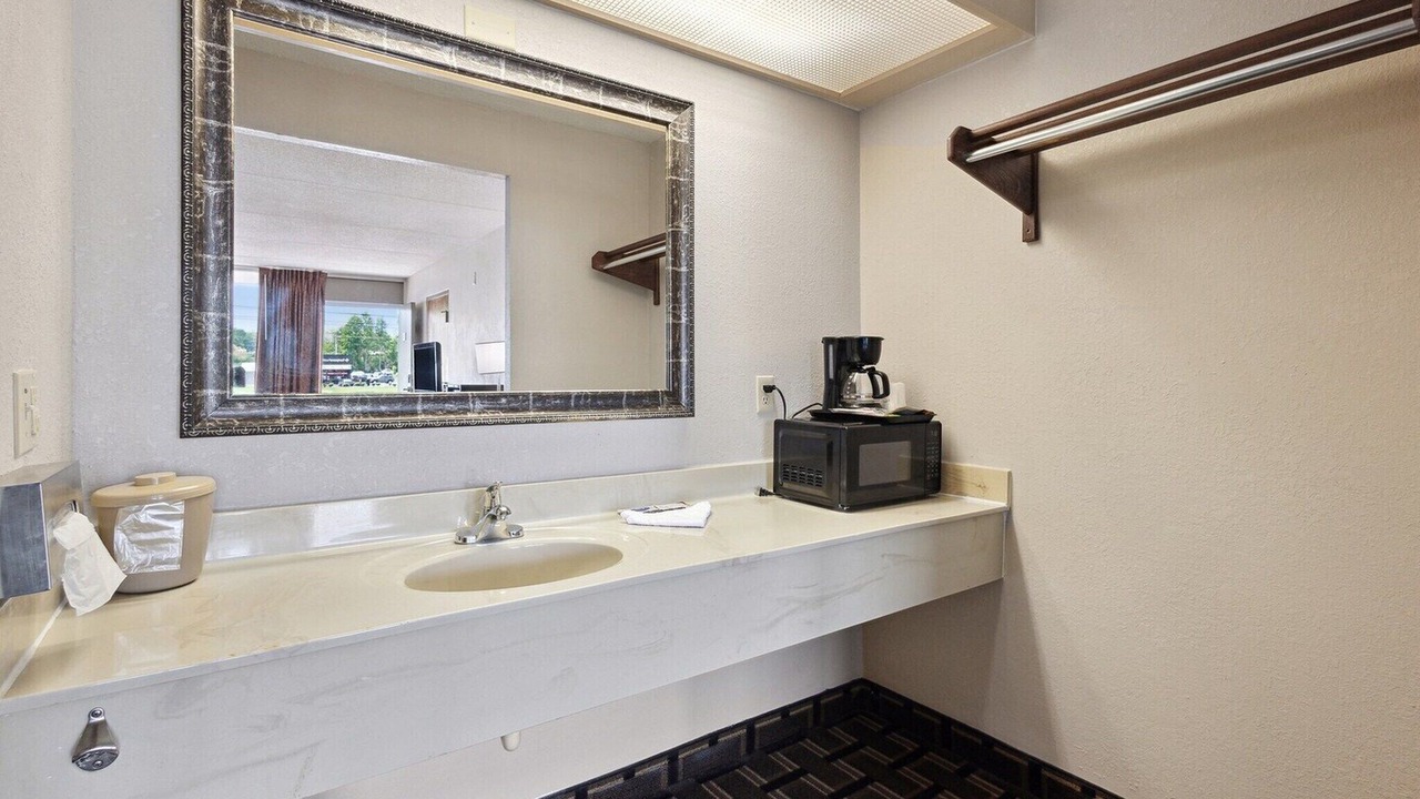 Photo of Bathroom in Greeneville