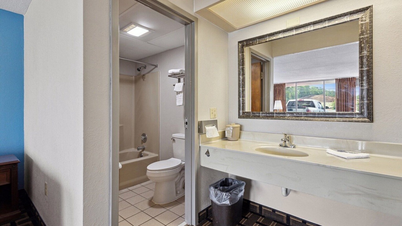 Photo of Bathroom in Greeneville