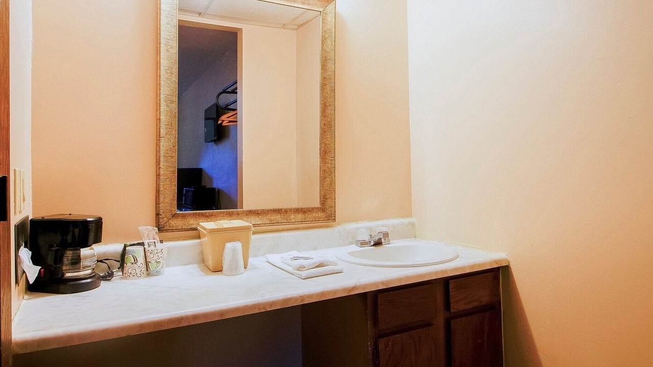 Photo of Bathroom in Chapmanville