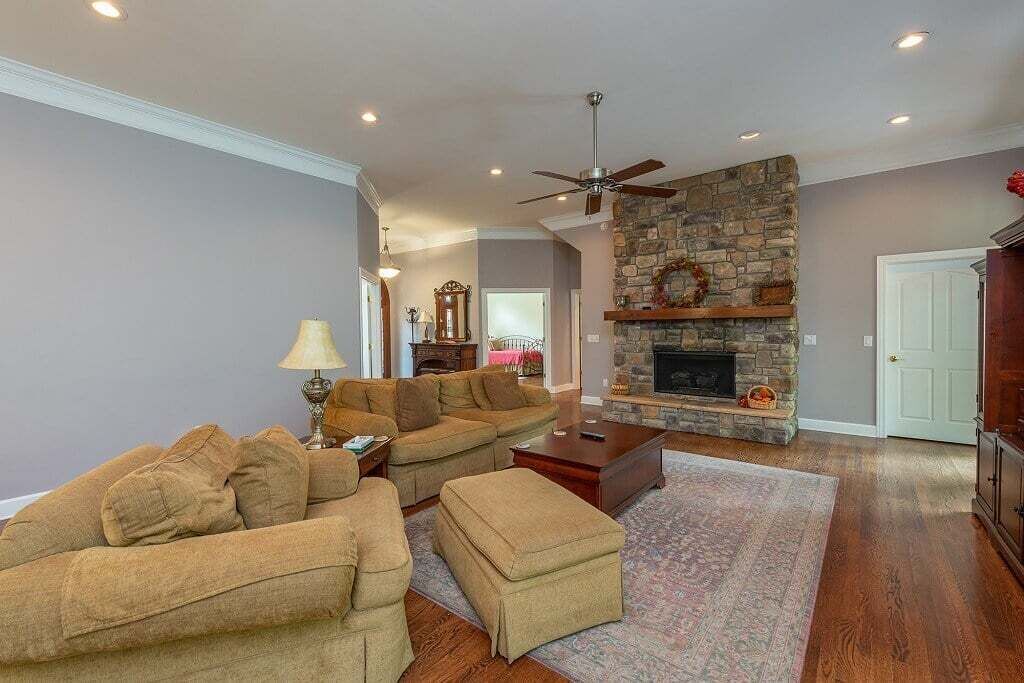 Photo of Livingroom in Lake Lure
