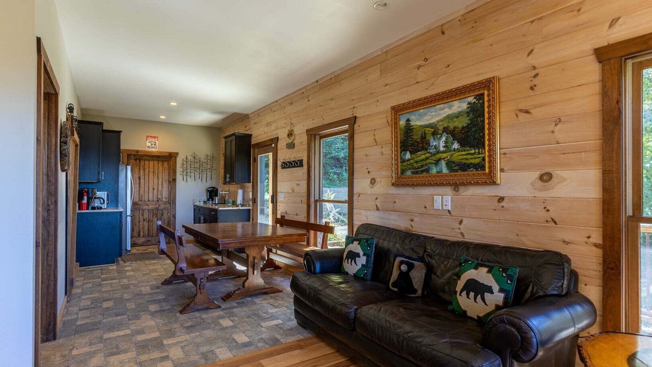 Photo of Bedroom in Blowing Rock