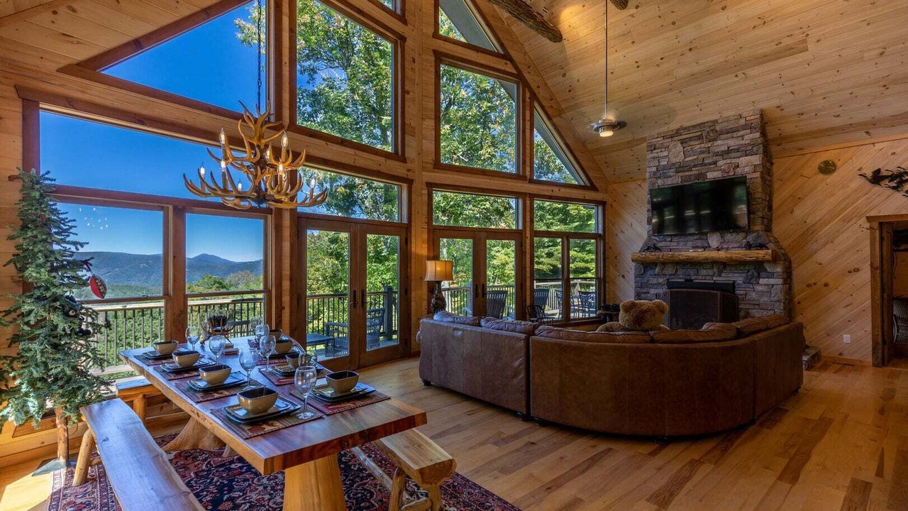 Photo of Livingroom in Blowing Rock