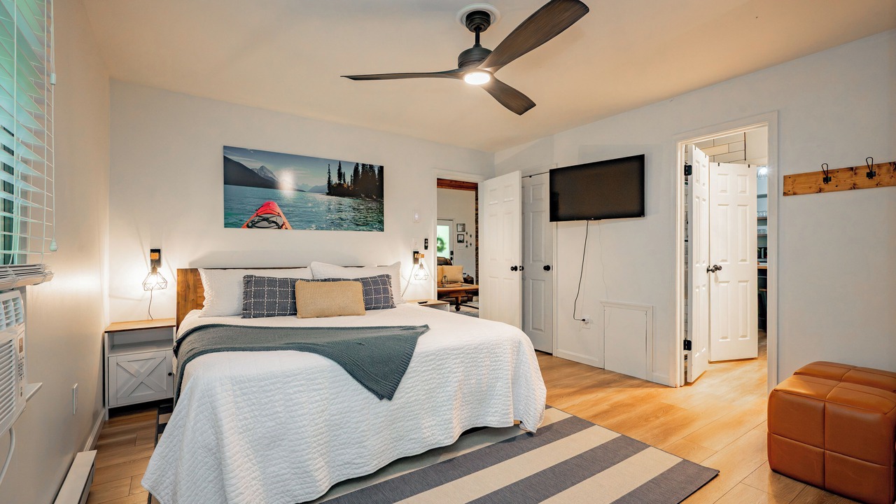 Photo of Bedroom in McHenry
