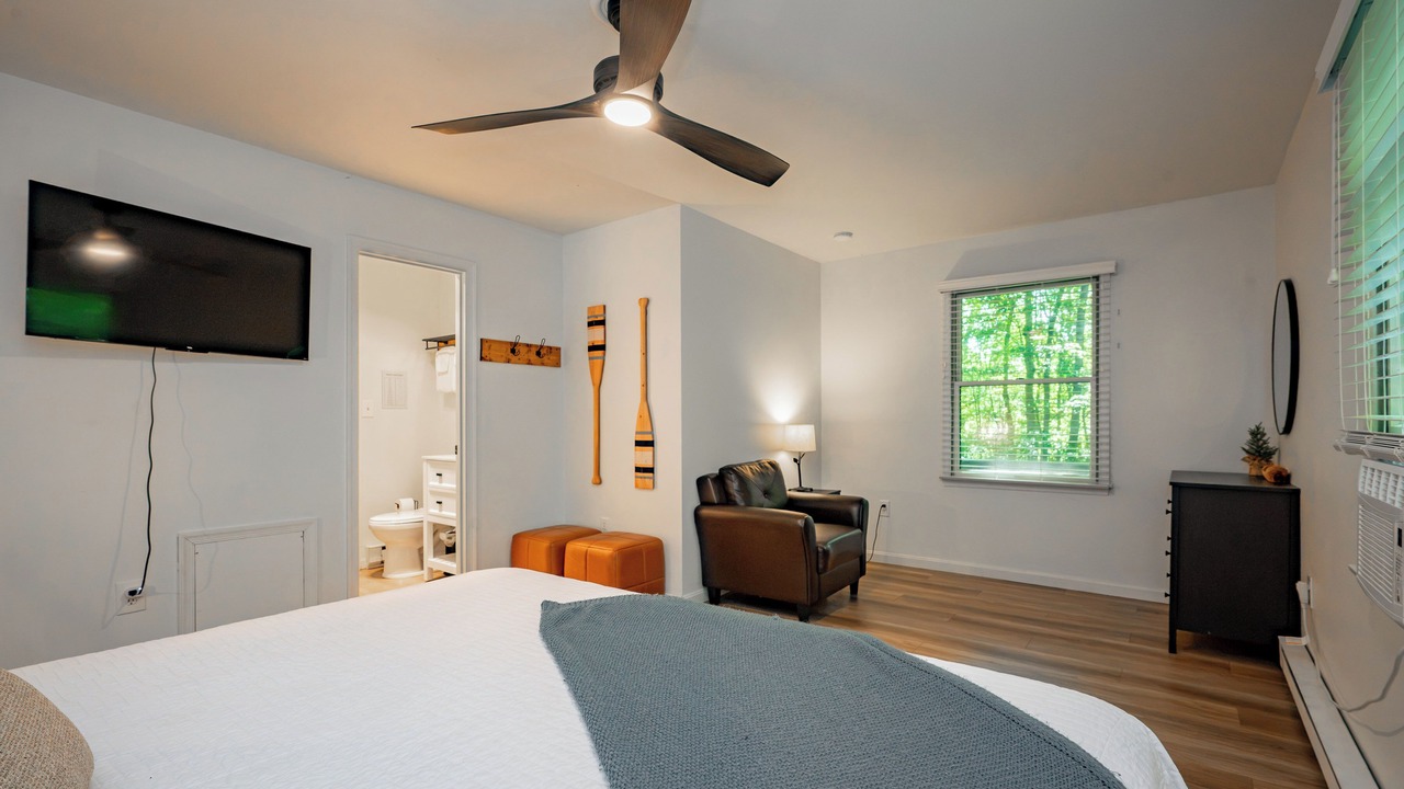 Photo of Bedroom in McHenry