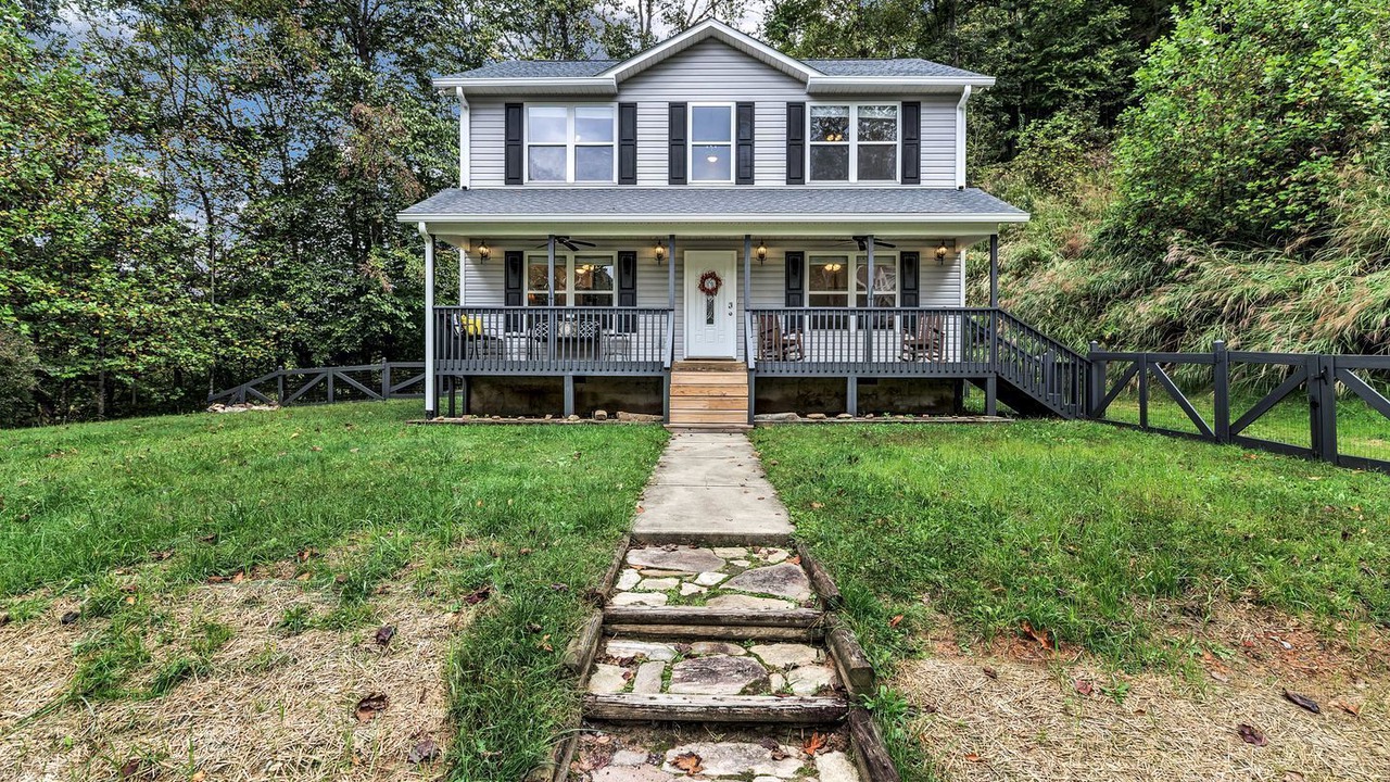 Photo of Outdoor in Barnardsville