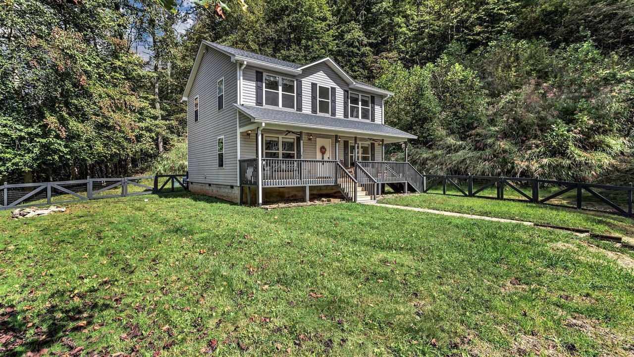 Photo of Outdoor in Barnardsville