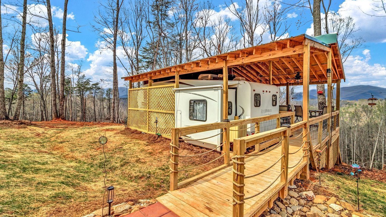 Photo of Outdoor in Old Fort
