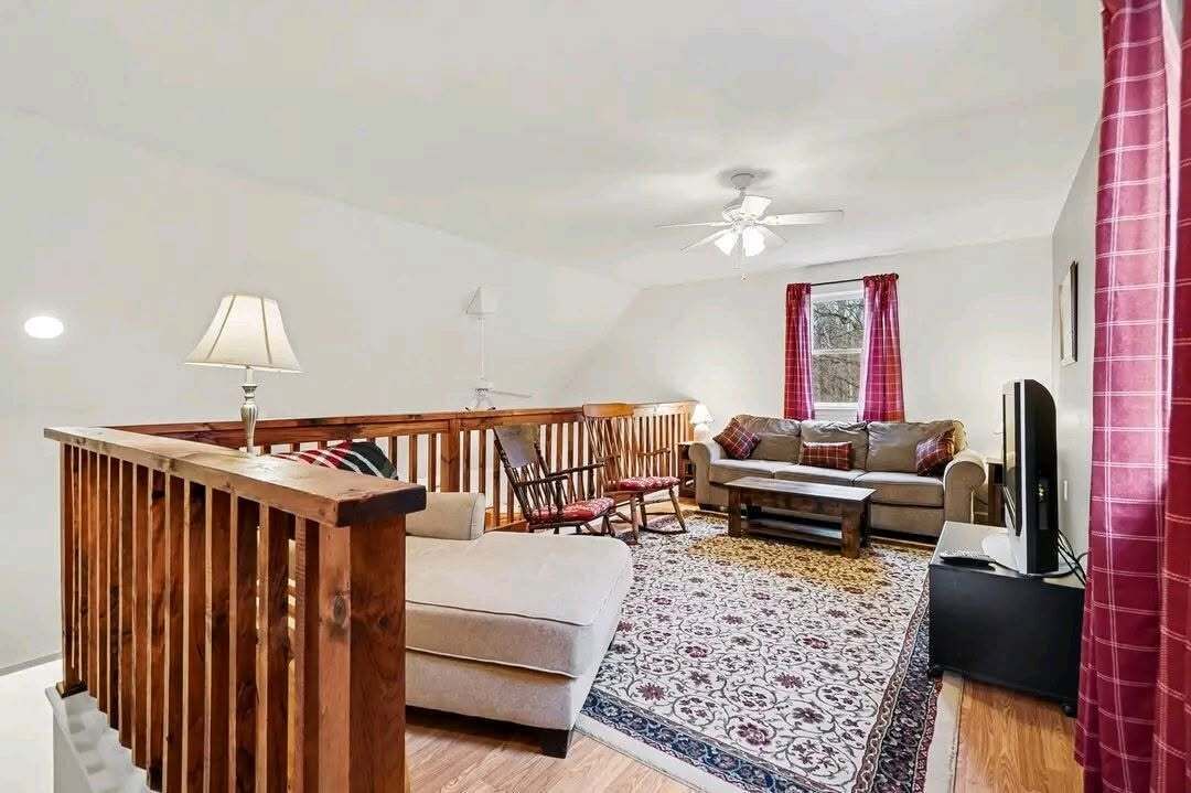 Photo of Livingroom in New Germantown