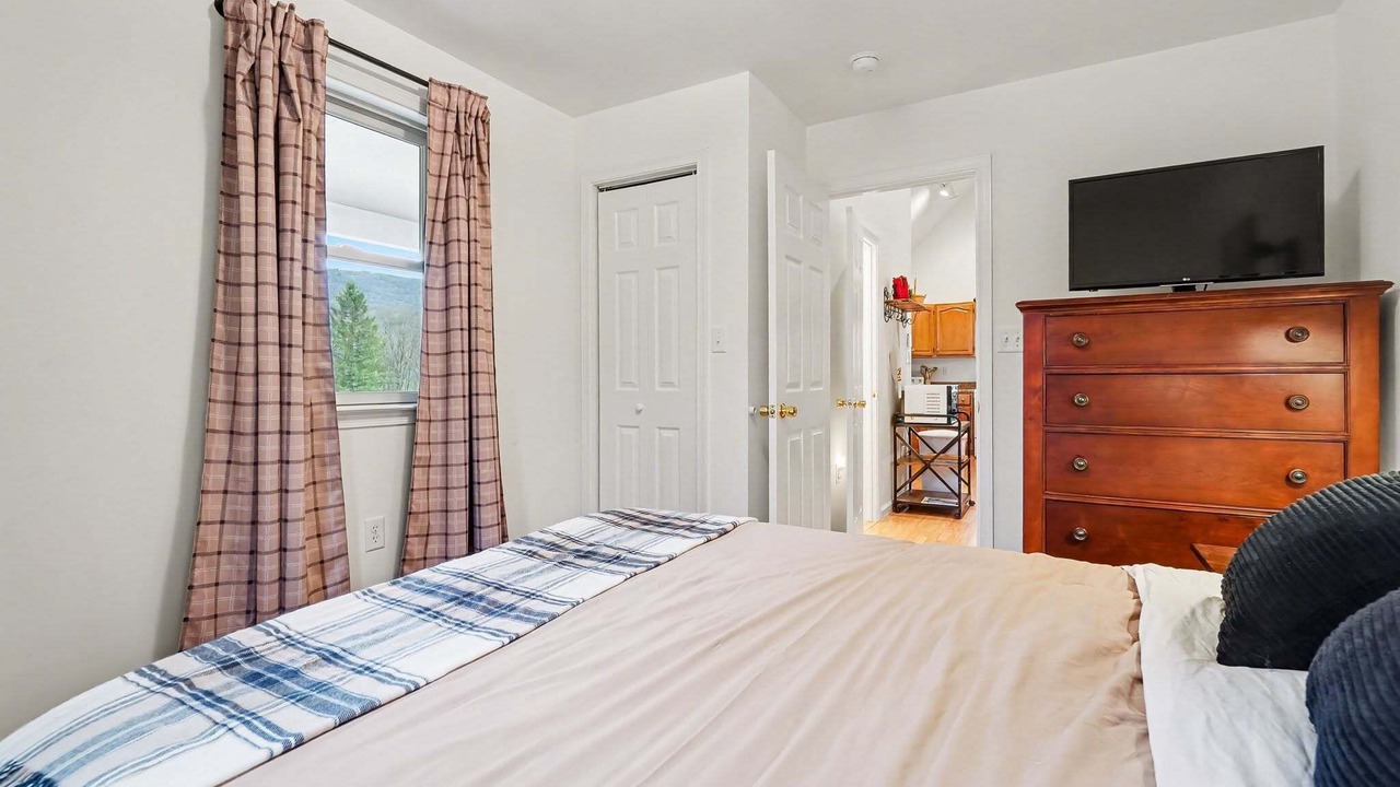 Photo of Bedroom in New Germantown