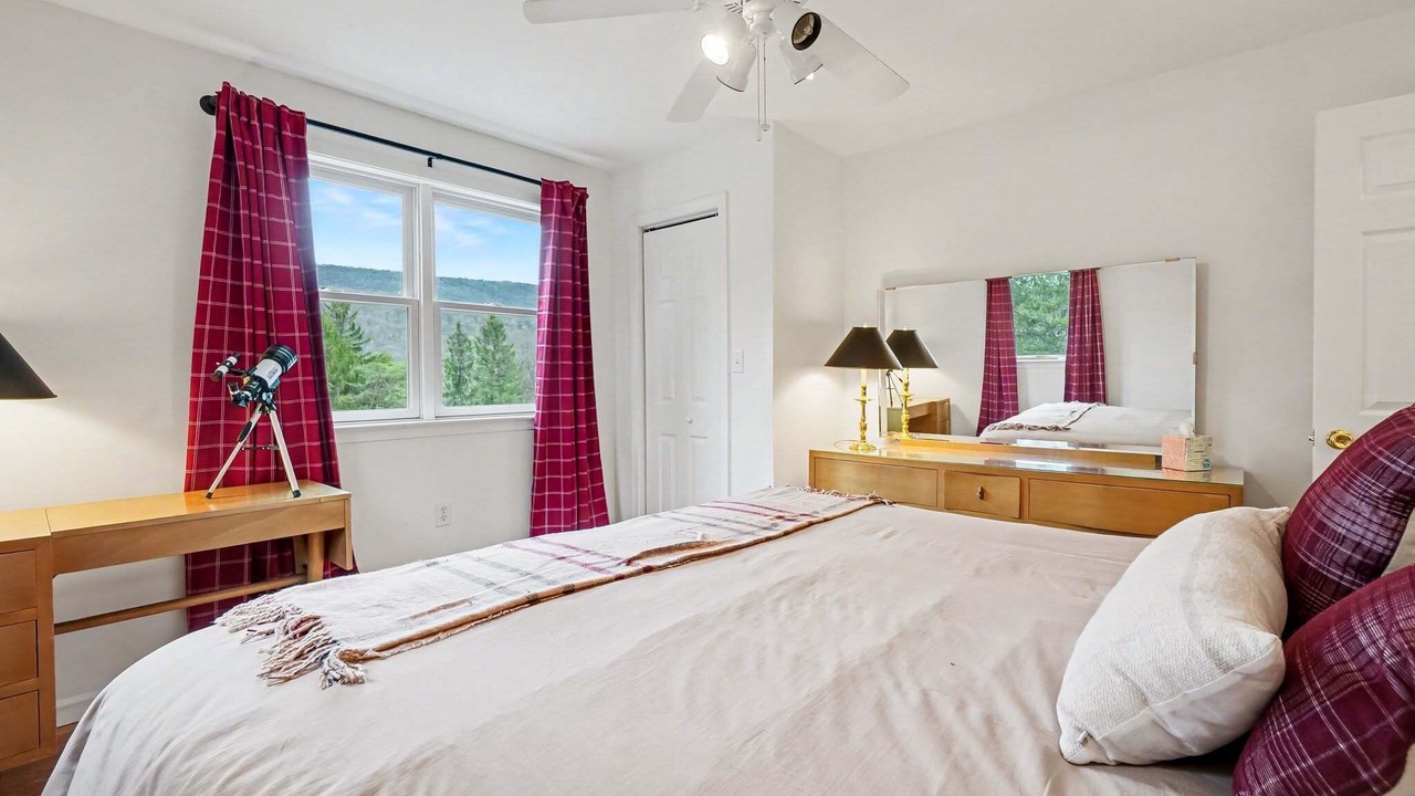 Photo of Bedroom in New Germantown