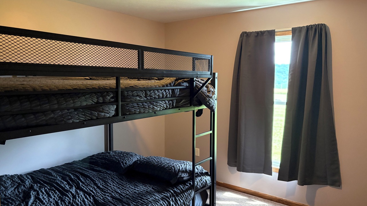 Photo of Bedroom in Laings