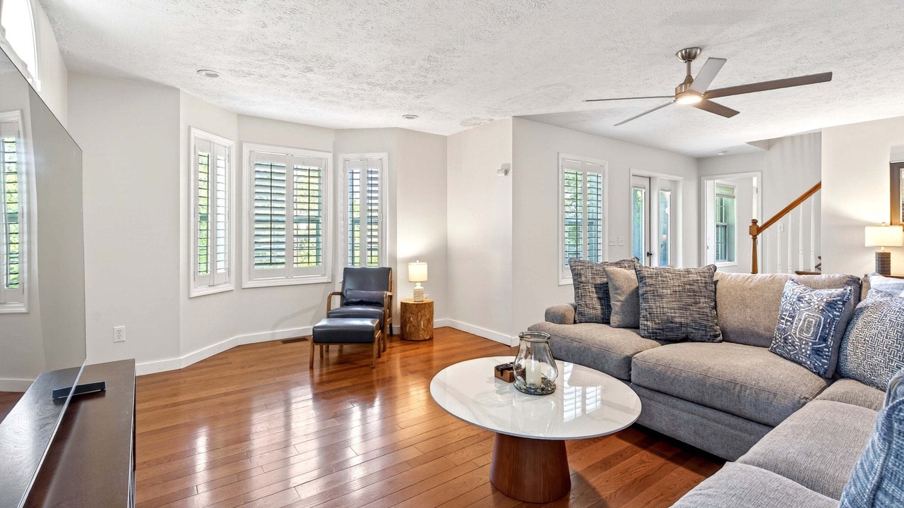 Photo of Bedroom in Forest Lake Heights