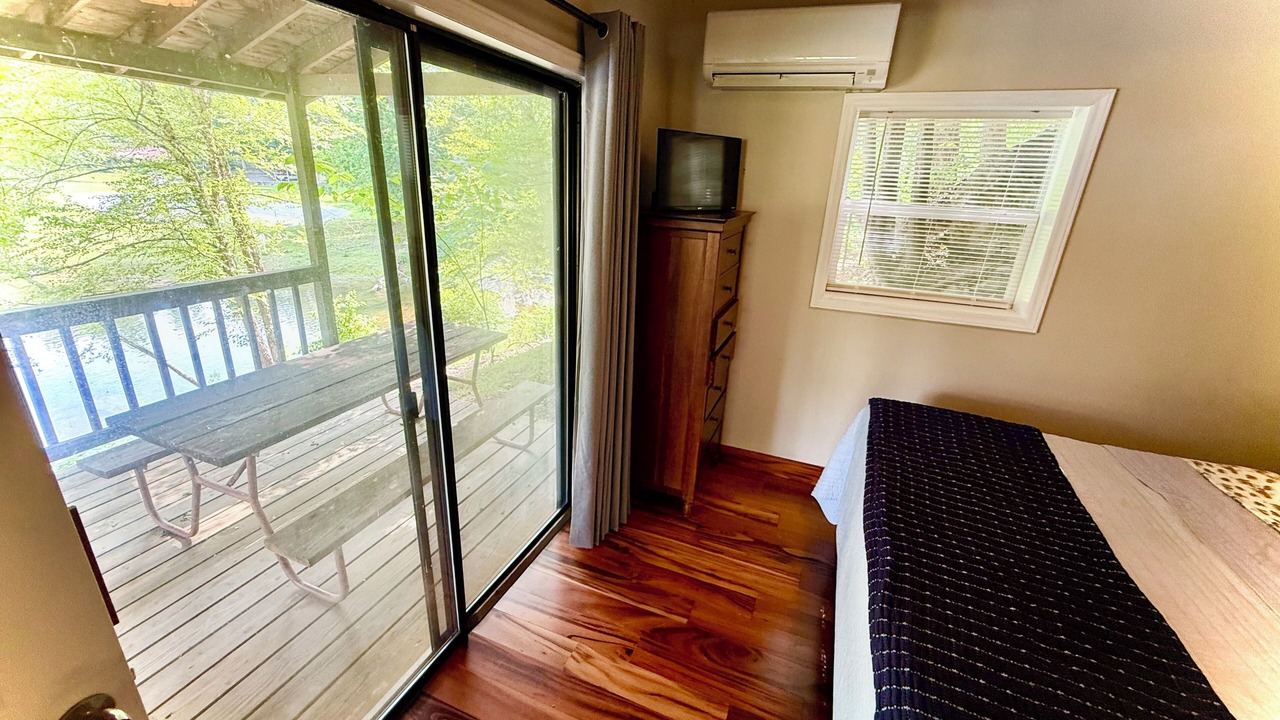 Photo of Bedroom in Morganton