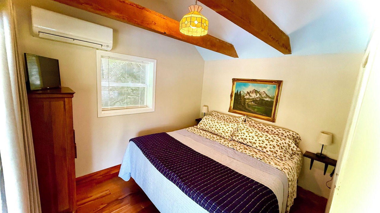 Photo of Bedroom in Morganton