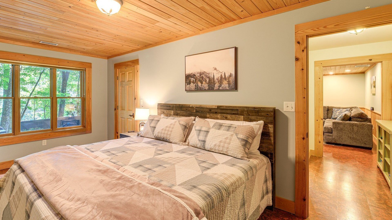 Photo of Bedroom in Ashe County