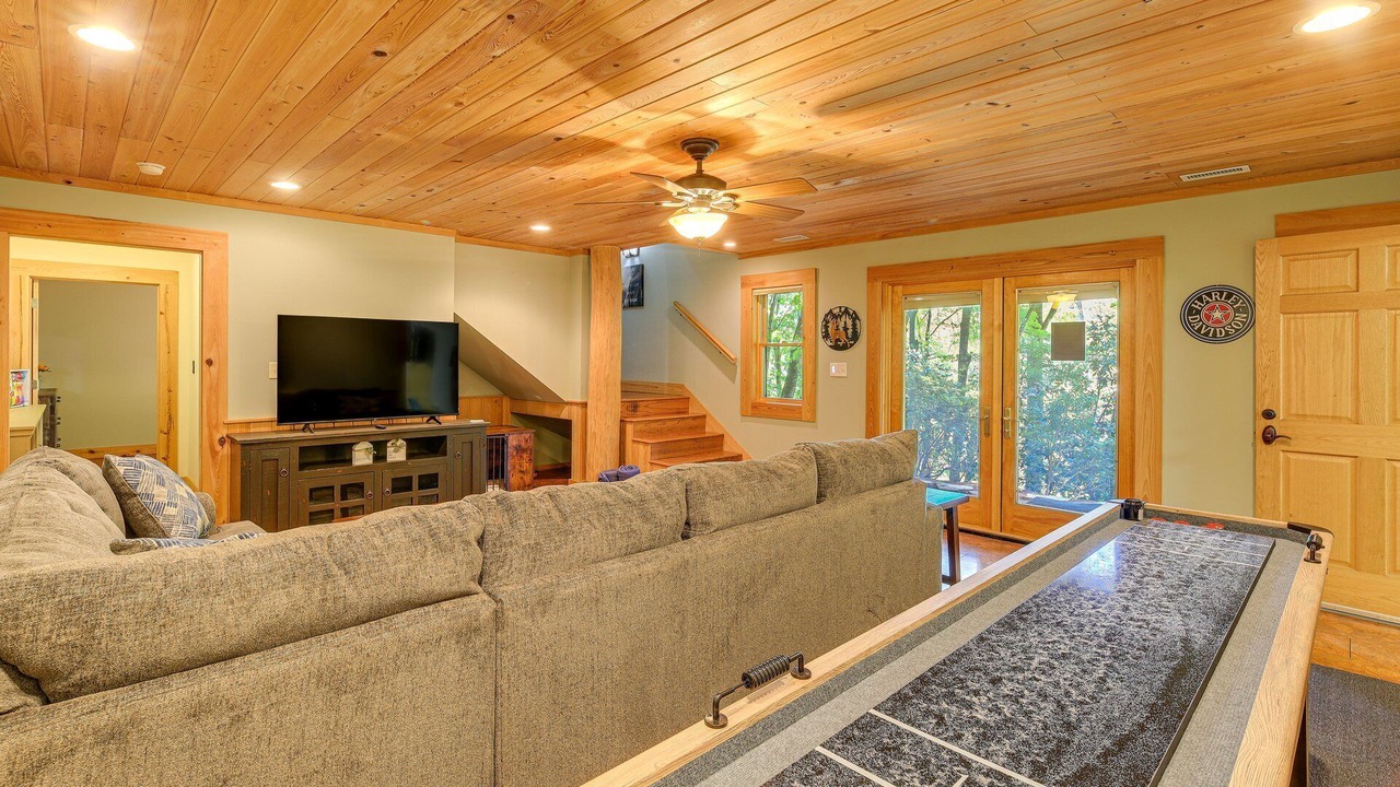 Photo of Bedroom in Ashe County