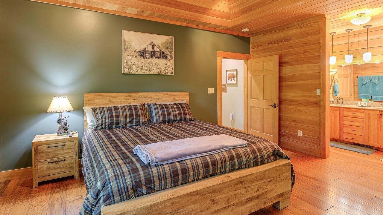 Photo of Bedroom in Ashe County