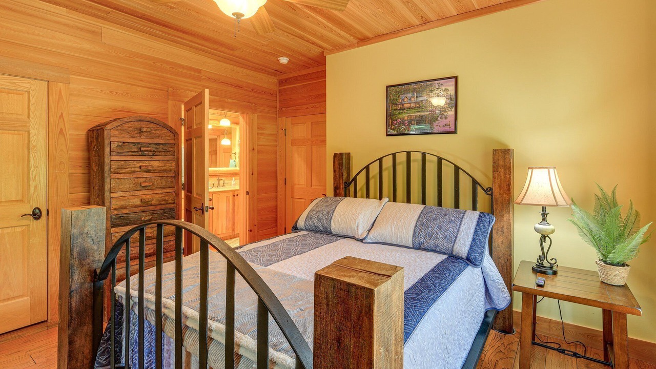 Photo of Bedroom in Ashe County