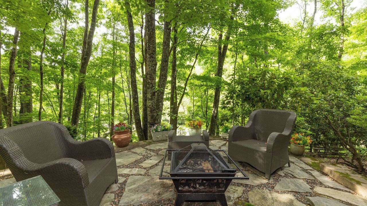 Photo of Patio Balcony in Ashe County