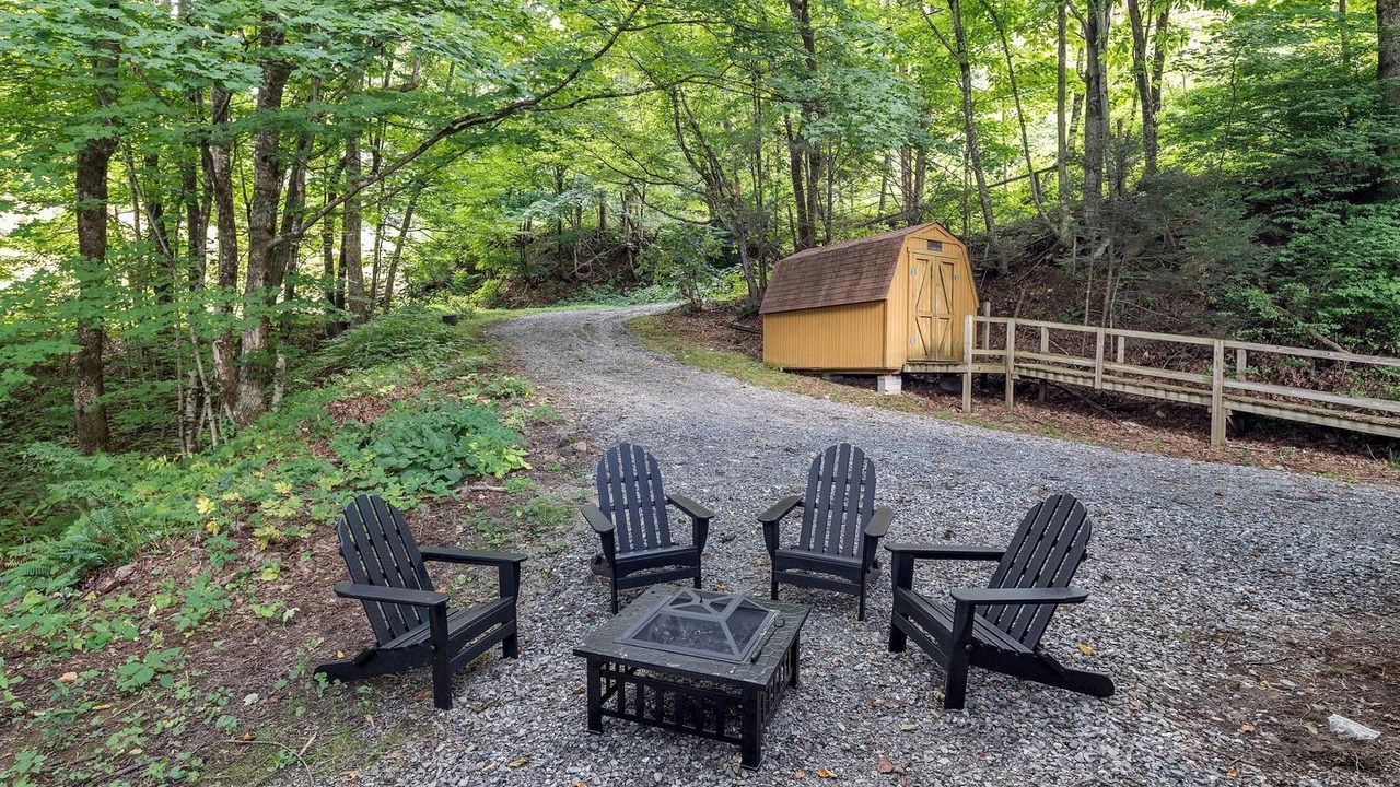 Photo of Patio Balcony in Walker-In-the-Hills
