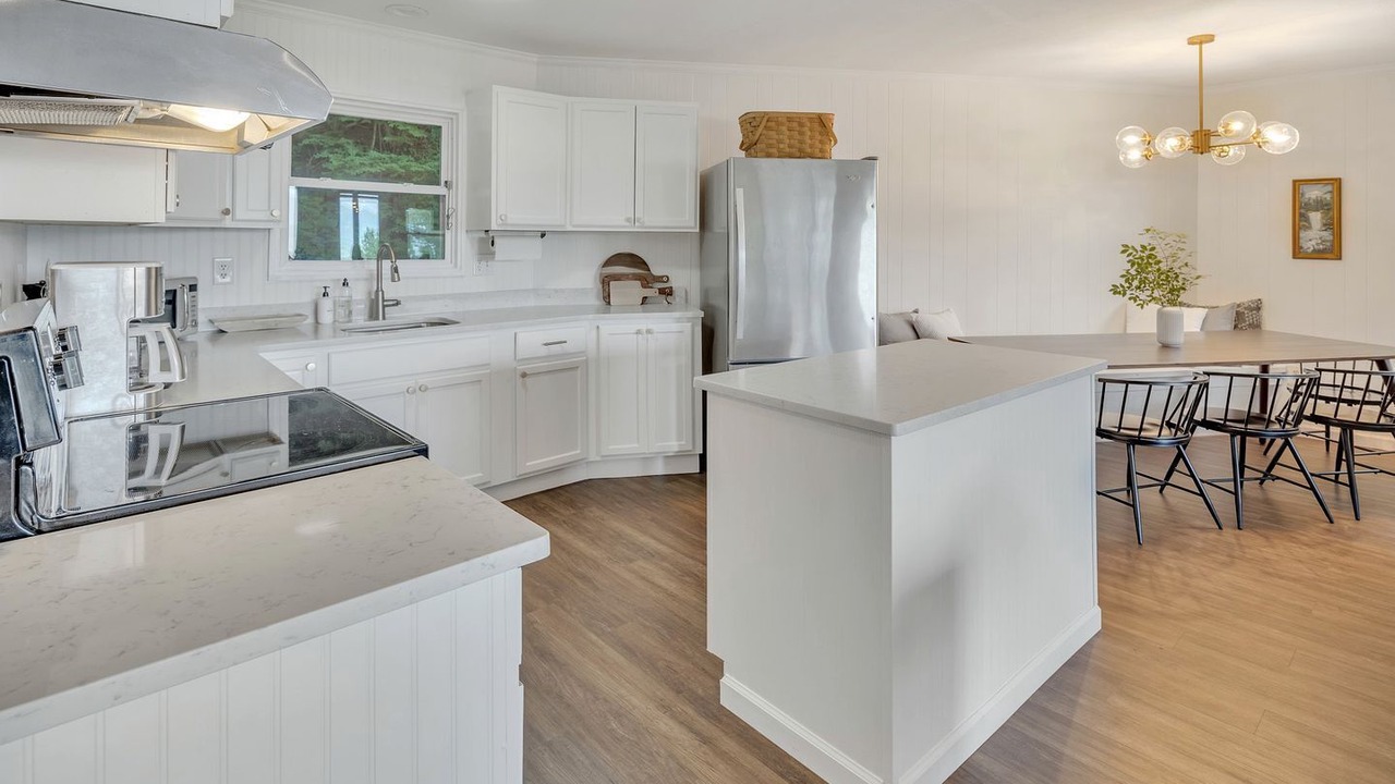Photo of Kitchen in Walker-In-the-Hills