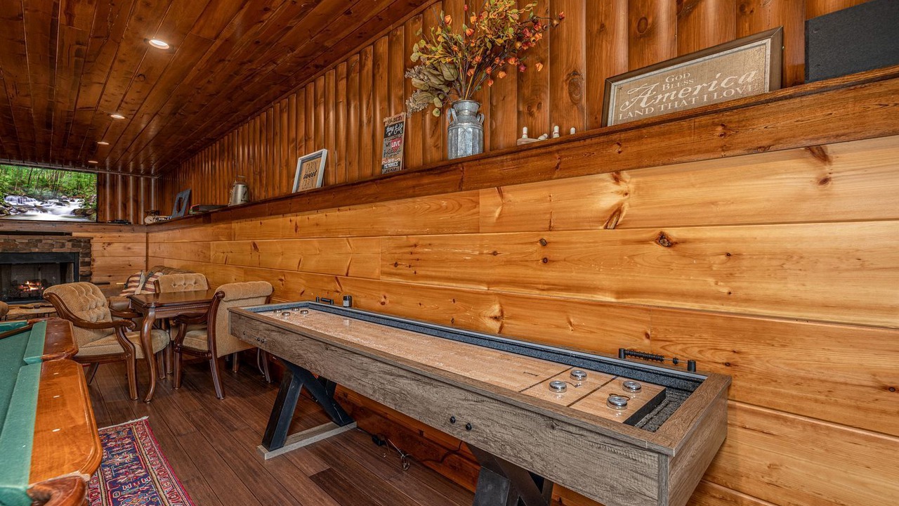 Photo of Bedroom in Chalet Village North
