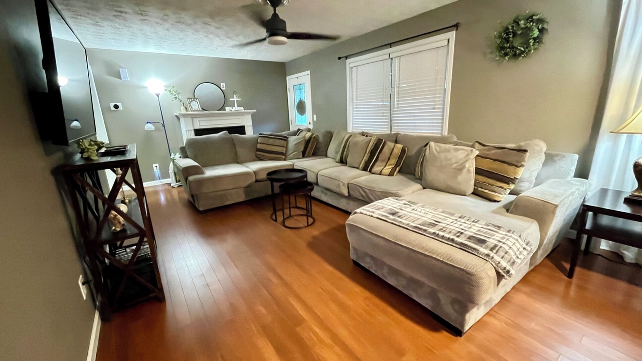 Photo of Livingroom in Morehead