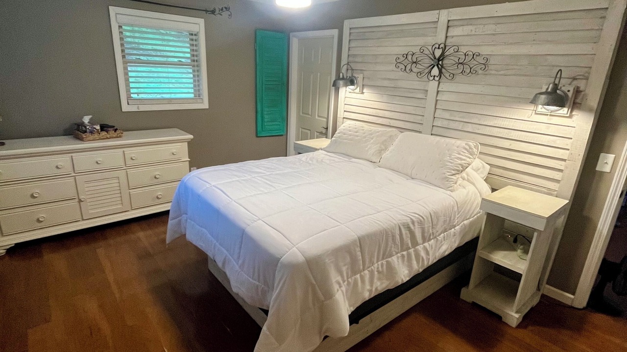 Photo of Bedroom in Morehead
